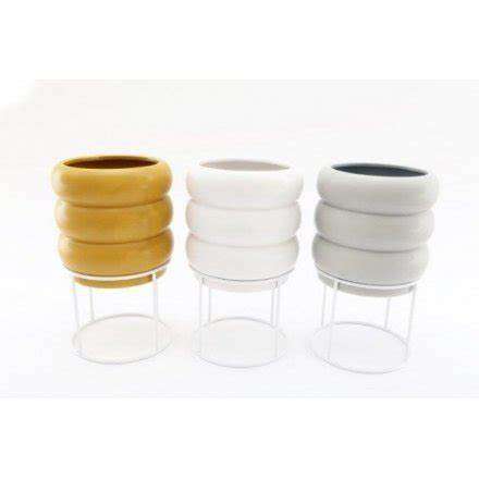 EagleWiz Elegant Round Ribbed Planters With White Stand set of 3