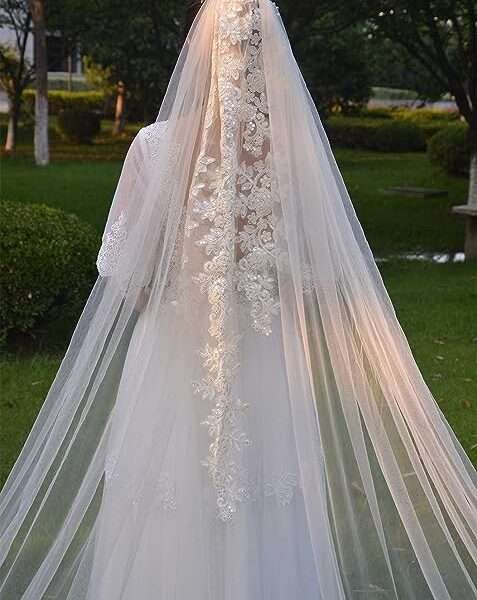 Faiokaver Wedding Veils Cathedral Long Floral Sequins Lace 5 Meters 1 Tier with Comb
