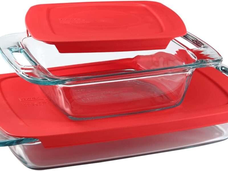 Pyrex Easy Grab 4-Piece Glass Baking Dish Set with Lids, 3-Qt & 2-Qt Glass Bakeware Set, Non-Toxic, BPA-Free Lids, Tempered Glass Bakeware Set