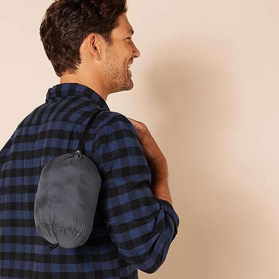 Amazon Essentials Men's Lightweight Water-Resistant Packable Puffer Vest