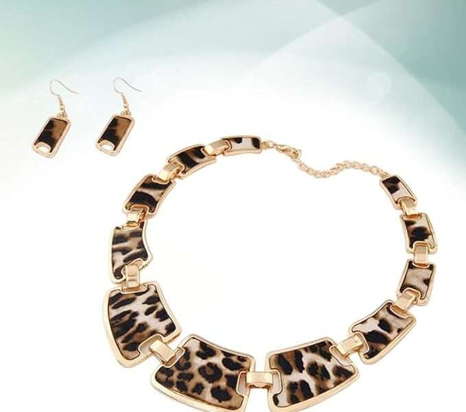 Happyyami Womens Jewelry Necklaces Neck Statement Jewelry Set Leopard Printed Necklace and Earring Fashion Vintage Leopard Necklace Sweater Chain Jewelry Accessories Women's Jewelry Sets
