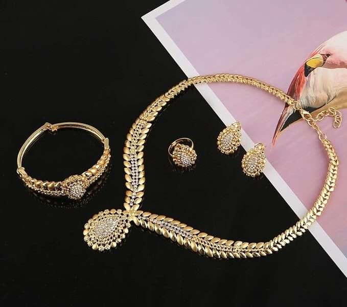Huangshanshan 24K Gold Plated Jewelry Set White Stone Choker Jewelry Set Habesha Eritrea